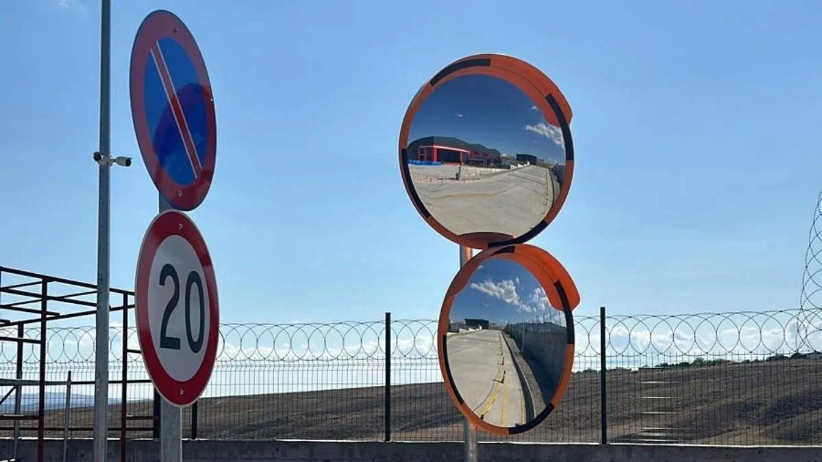 Otopark Aynası Nedir? Tümsek Aynası Seçimi ve Fiyatları