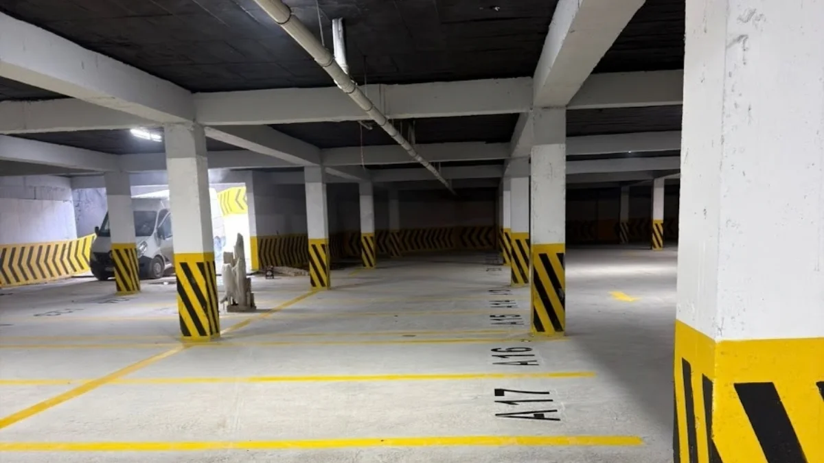 Otopark Duvar ve Kolon Boyama